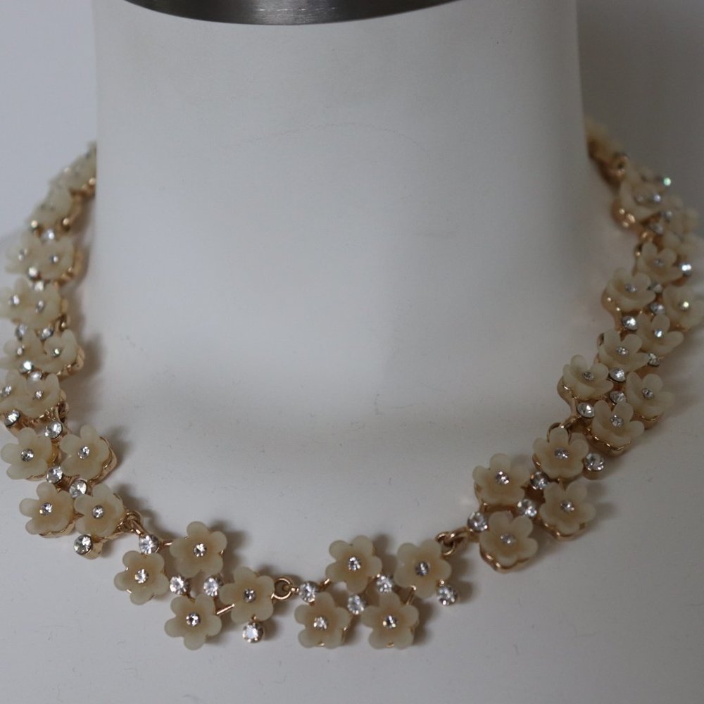 Delicate necklace